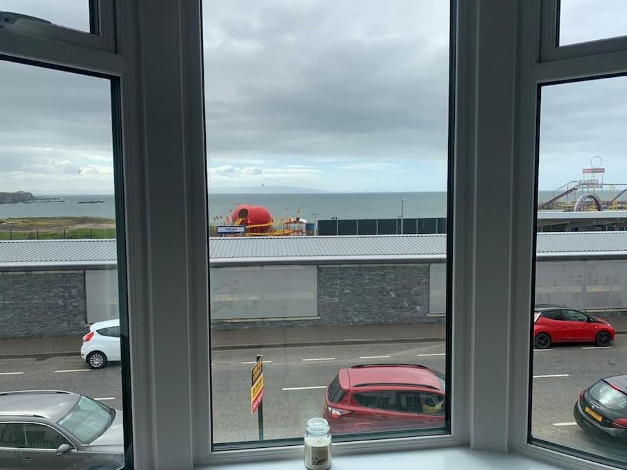 Modern Apartment With Sea Views Portrush Eksteriør bilde
