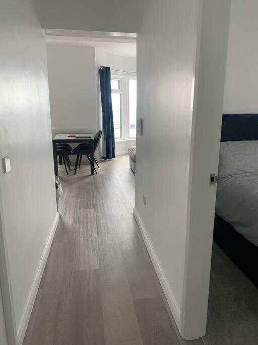 Modern Apartment With Sea Views Portrush Eksteriør bilde